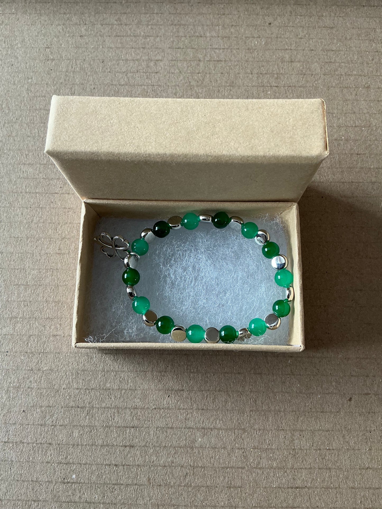 4 Leaf Clover, Green & Silver Bracelet With Box.